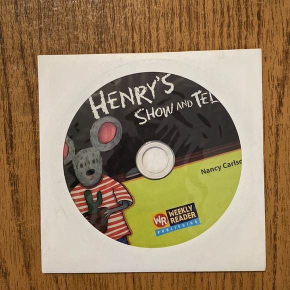 📕Weekly Reader Hard Back Books with CDs set📕 - Picture 4 of 7